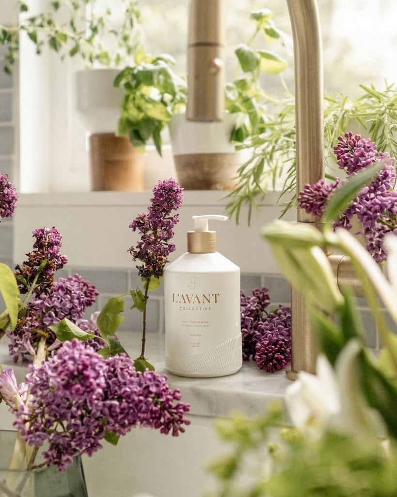 extra-lilacs-in-sink_1024x1024